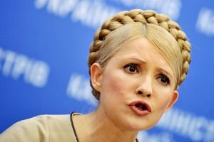 Дебаты на "Олимпийском": Тимошенко не будет "судить" Порошенко и Зеленского
