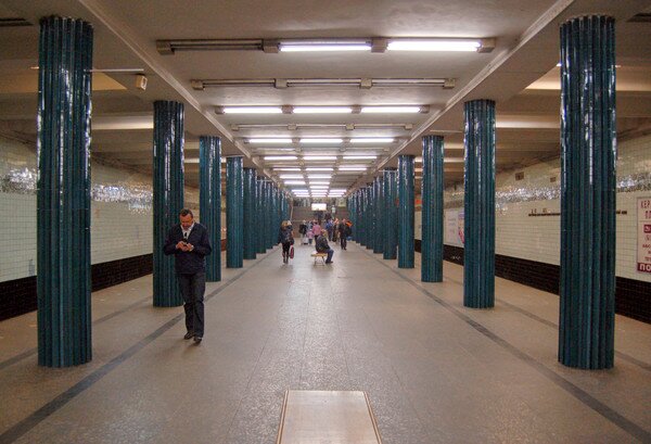 На двух станциях киевского метрополитена перестанут принимать жетоны: стала известна точная дата