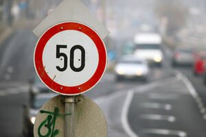 В Киеве вернули ограничение скорости до 50 км/час на ряде улиц
