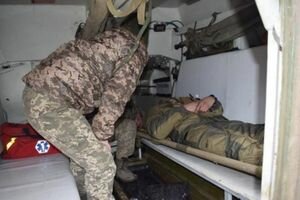 Во львовский госпиталь доставили 13 раненых бойцов из зоны ООС
