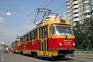 В Подольском районе Киева из-за обрыва линии остановились трамваи