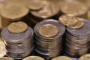 В Украине прекратили выпускать мелкие монеты и теперь начнут округлять суммы в чеках