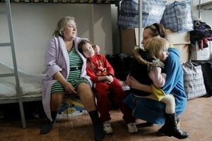 Порошенко подписал закон об обеспечении переселенцев социальным жильем