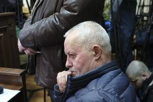 Суд продлил на месяц арест экс-главы Генштаба ВСУ Замане
