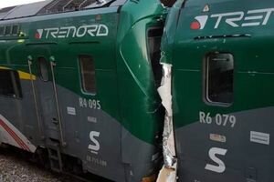 В Италии два поезда врезались друг в друга, более 50 пострадавших