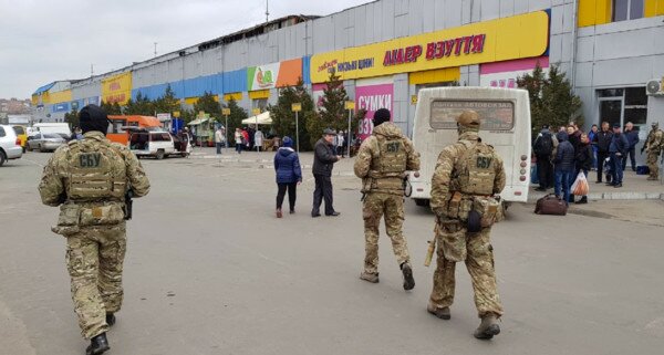 Гуськов: Бойцы "Альфа" патрулируют украинские города накануне выборов (фото)