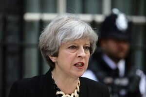 Ряд министров в Великобритании может подать в отставку из-за разногласий по Brexit с Терезой Мэй