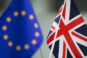Палата общин парламента Британии утвердила отсрочку Brexit