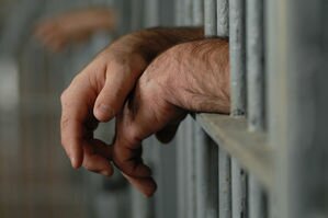 Австралийский преступник избежал тюрьмы из-за избыточного веса