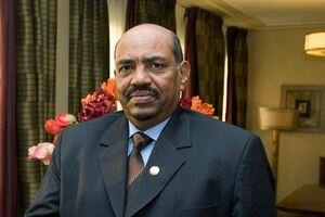 СМИ: Президент Судана ушел в отставку в ходе военного переворота