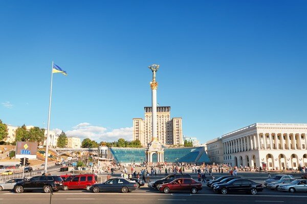 В центре Киева срочно эвакуировали около 1500 человек из-за "минирования"