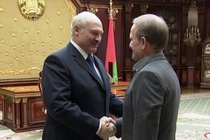 После встречи с Медведчуком Лукашенко предложил помощь в урегулировании конфликта на Донбассе