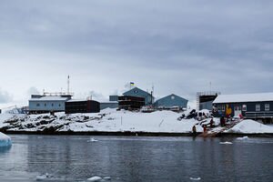 На украинской антарктической станции Порошенко победил с двухкратным отрывом