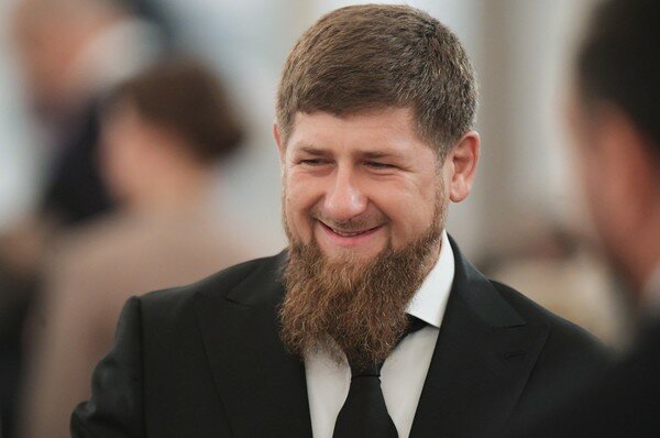 Кадыров поздравил Зеленского и пожелал "удачи в благородных делах"