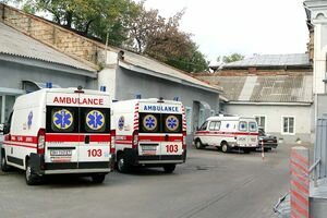 В Запорожье мужчина напал на бригаду скорой помощи: водитель госпитализирован