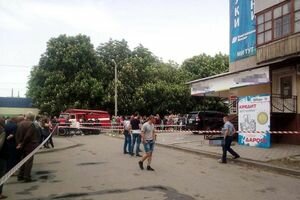 В Марганце прогремел взрыв около магазина, есть погибший и раненые