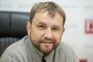 "Нам не нужны советские традиции": Вятрович настаивает на переносе выходного с 9 мая на 8 мая