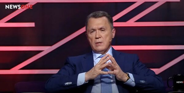 Семиноженко: Зеленский был единственным, кто мог победить Порошенко и его режим