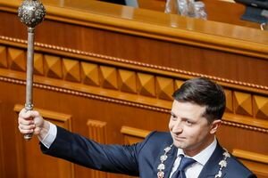 Против отставки Зеленского: на сайте Администрации президента появилась новая петиция