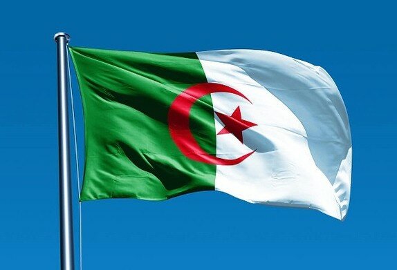 В Алжире под срывом президентские выборы: ЦИК не зарегистрировала ни одного кандидата