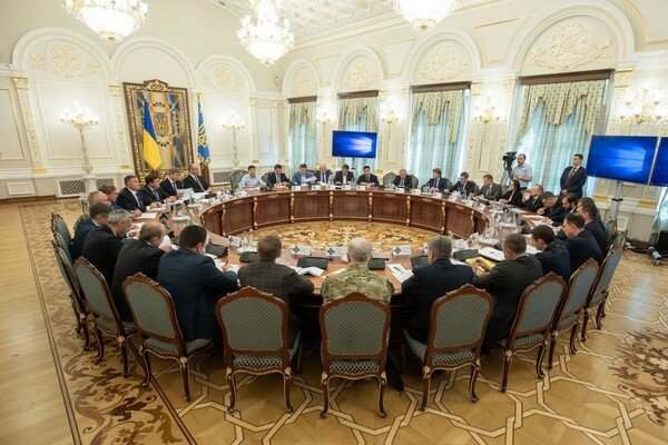 Зеленский провел первое заседание СНБО: что обсуждалось и какие итоги