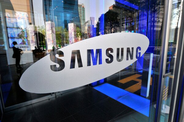 СМИ: Компания Samsung завершила работу над своим гибким смартфоном