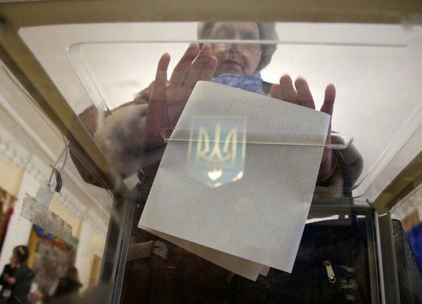 В Кассационном суде оспорили повторную жеребьевку партий для участия в выборах в Раду 