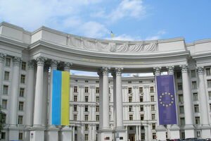 Раздача паспортов РФ на Донбассе: МИД Украины обратится в СНБО