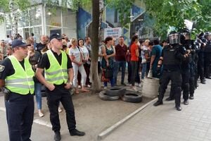 В Покровске местные жители вышли на митинг из-за нарушений на выборах