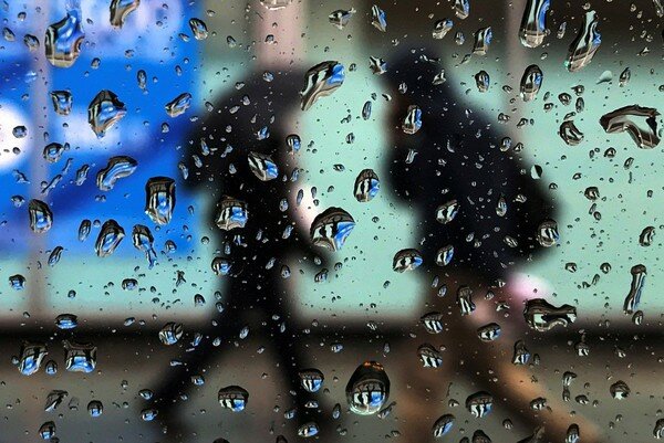 Сильные дожди, но не в столице: синоптики рассказали о погоде в последний день июля