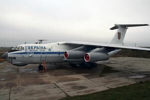 СМИ: В Ливии обстреляли украинский самолет с гуманитарным грузом