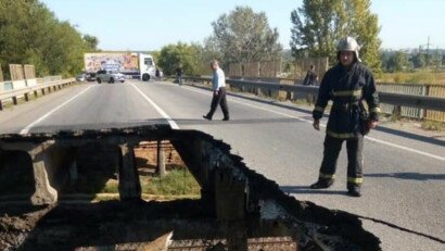 В Укравтодоре назвали точную причину обрушения автомобильного моста в Харькове