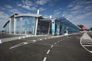 Аэропорт "Киев" закроется на 10 дней: подробности