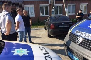 Под Киевом нашли машину с застреленным владельцем внутри