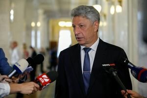 Бойко: Парламент хотят превратить в транзитный сервер