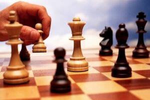 Во Львове мужчина убил пенсионера из-за игры в шахматы