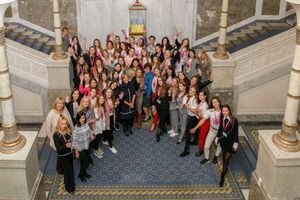Girl2LeaderUkraine 2019: Украинские девушки-лидеры встретились в Верховной Раде с женщинами-политиками