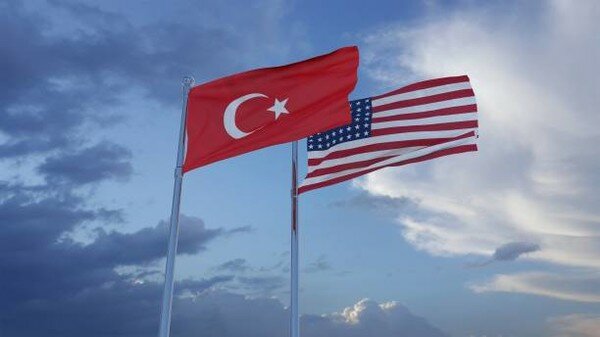 США ввели санкции против Турции из-за военного наступления в Сирии