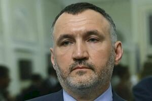 Кузьмин: Парламент должен взять ответственность за минский процесс