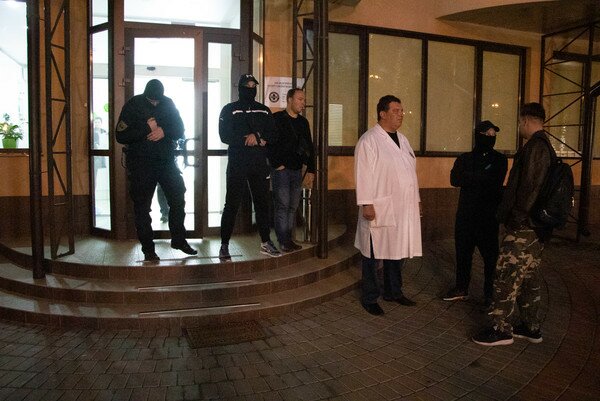 В Киеве накрыли клинику, которая торговала на черном рынке органами похищенных людей