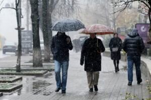 Потепление и дожди: синоптики рассказали, какая погода будет в Украине во вторник