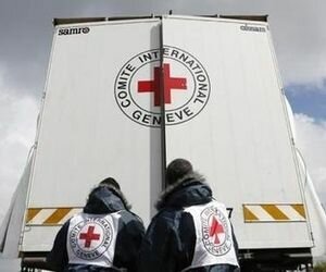Авдеевка без света и воды: Красный Крест пытается доставить гуманитарку