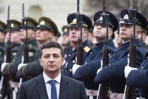 Не будет старших прапорщиков, но будут мастер-сержанты: Зеленский подписал закон об изменении воинских званий