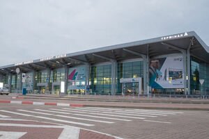 Харьковский аэропорт перестал принимать самолеты из-за сильного тумана