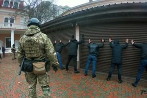 Одесские полицейские предотвратили вооруженный конфликт между охранниками