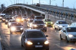Пробки в Киеве: в столице парализовано движение