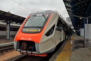 В Борисполь запустили новый украинский поезд за 177 млн грн