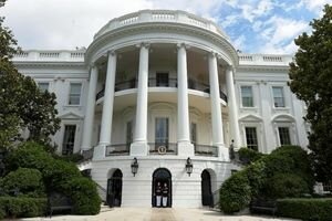 Белый дом обвинил во лжи главу спецкомитета США
