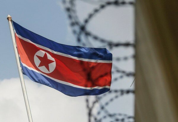 Коронавирус из Китая: Северная Корея закрыла свою границу