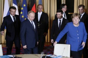 Песков: Путин и Зеленский могут согласовать встречу в любой момент